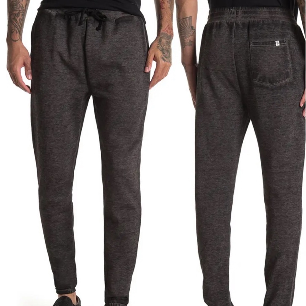 Sovereign Code Flash Joggers size XL in heathered black Leisure Activewear